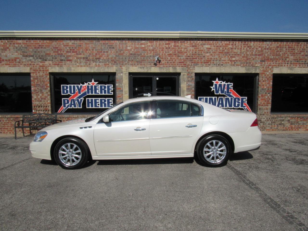 Buick Lucerne CXL 2010