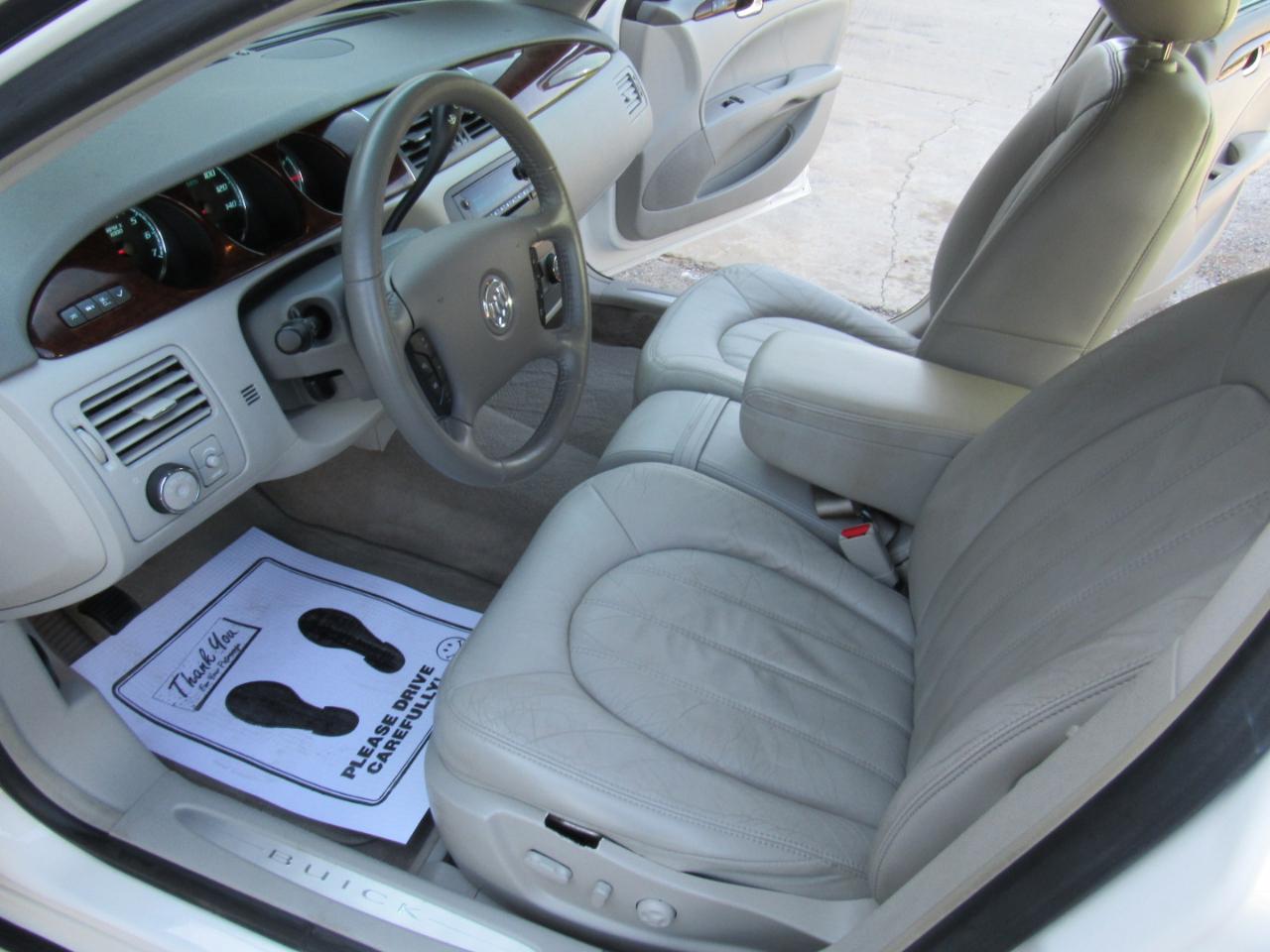 Buick Lucerne CXL 2010