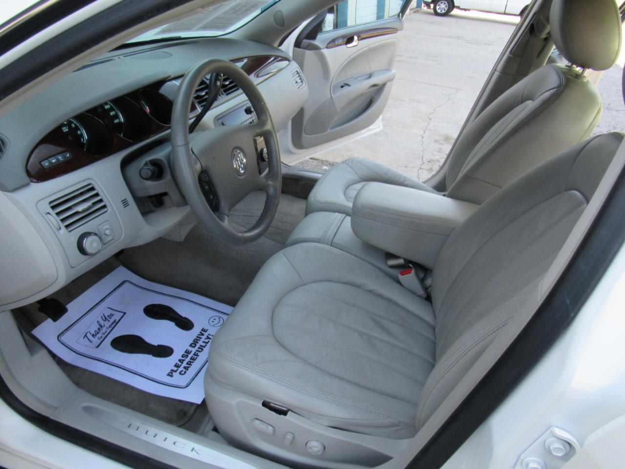 Buick Lucerne CXL 2010
