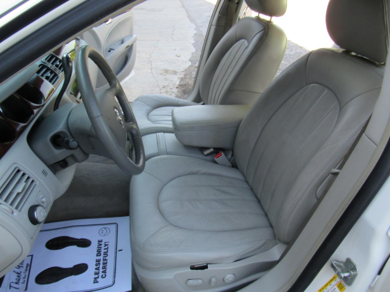 Buick Lucerne CXL 2010