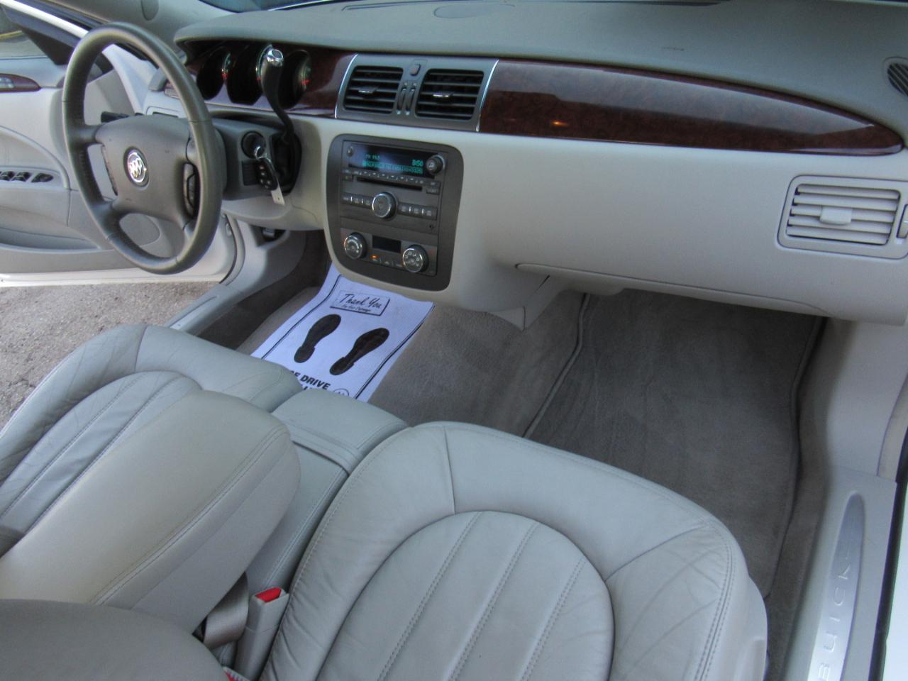 Buick Lucerne CXL 2010