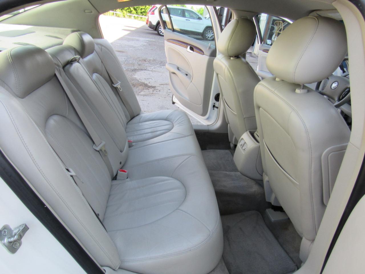 Buick Lucerne CXL 2010