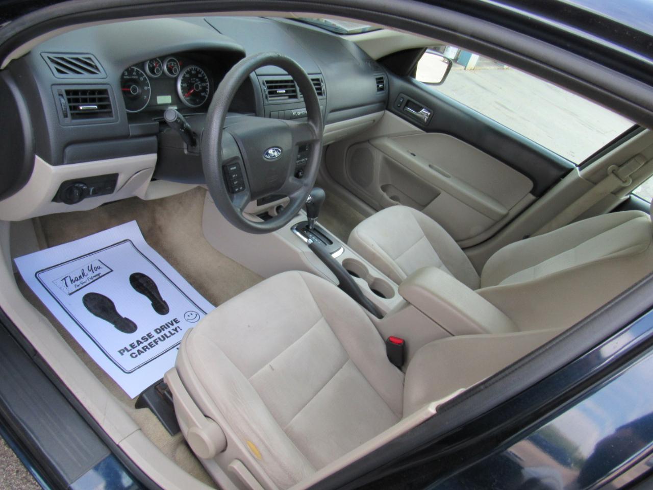 Ford Fusion S 2008