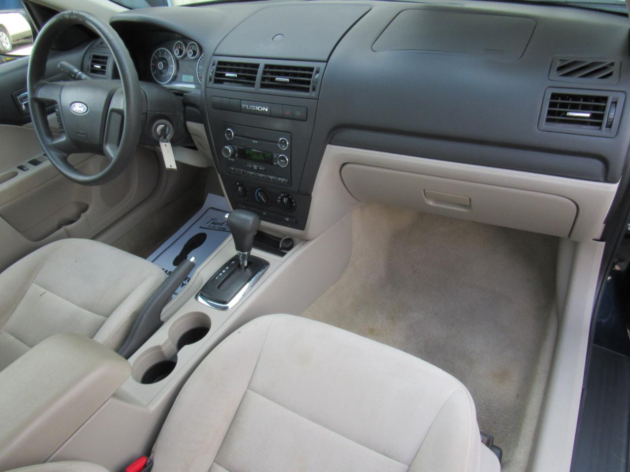 Ford Fusion S 2008