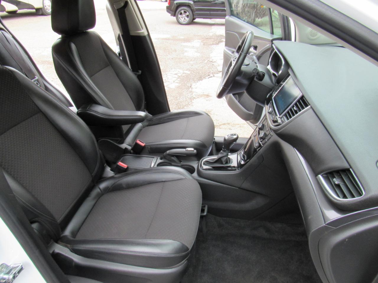 Buick Encore Preferred FWD 2019