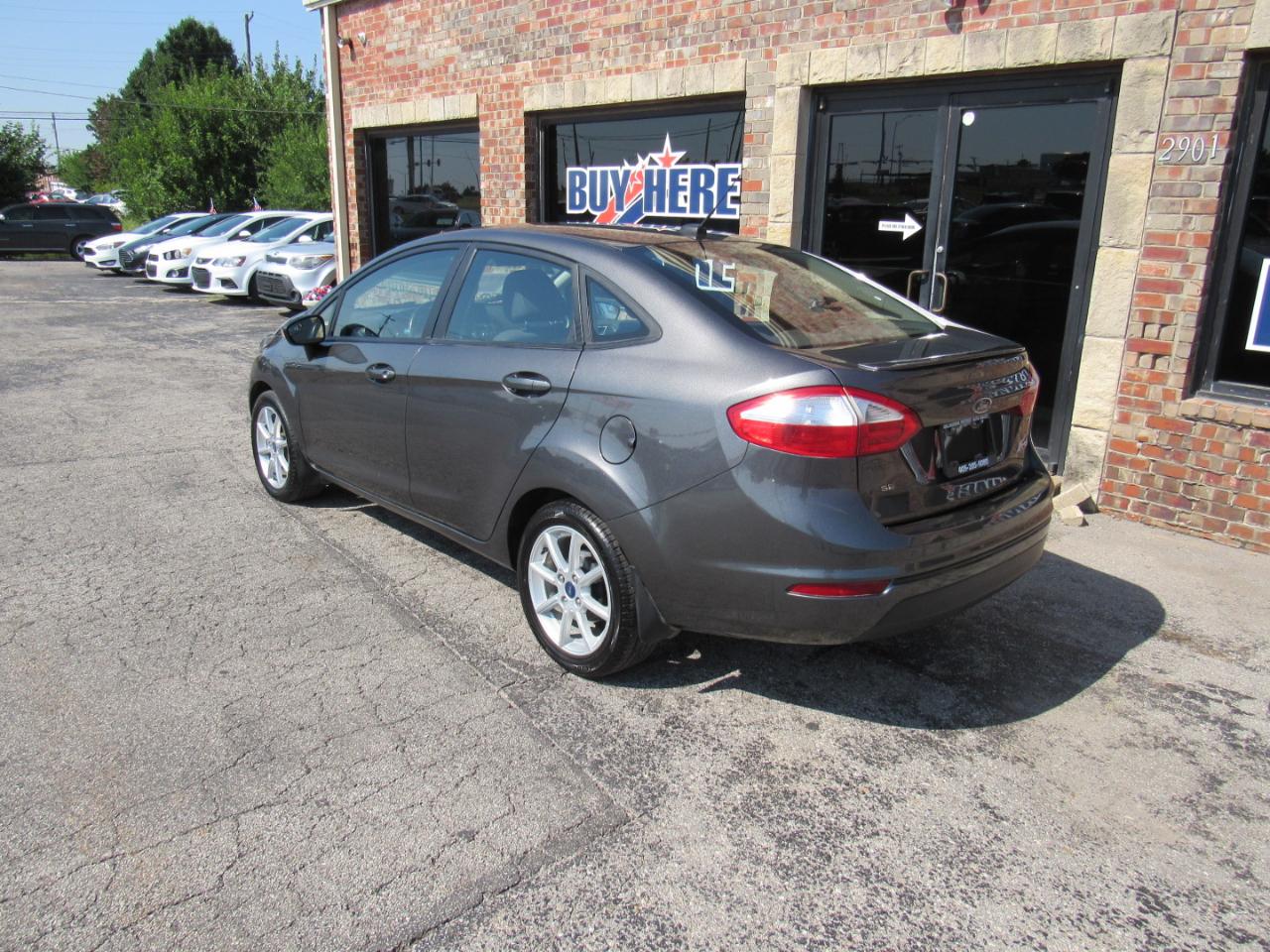 Ford Fiesta SE Sedan 2015