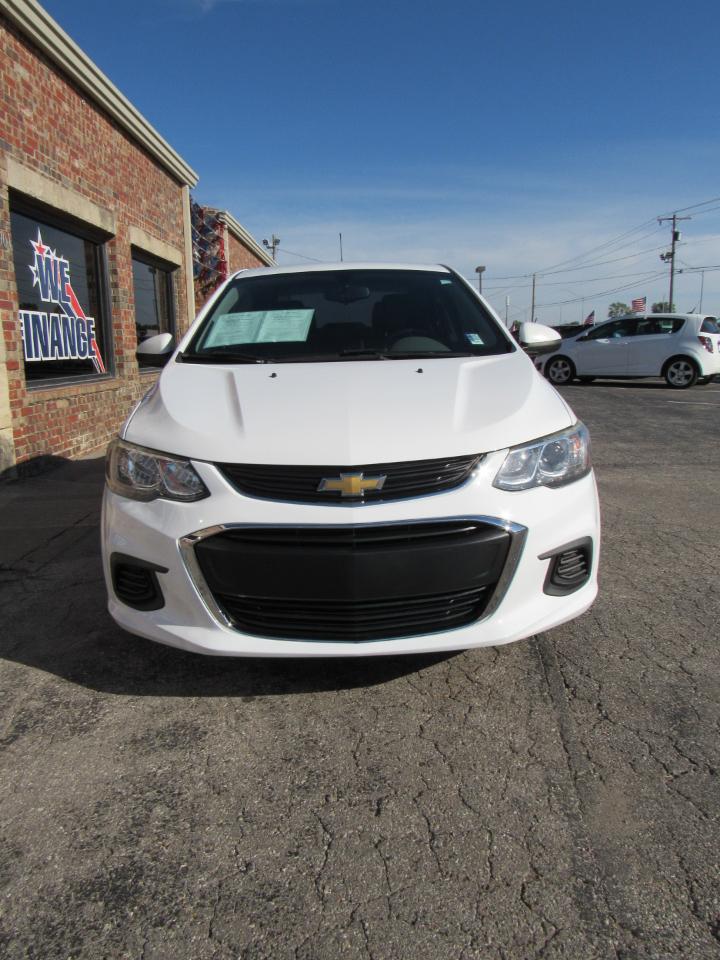 Chevrolet Sonic Premier Auto Sedan 2018