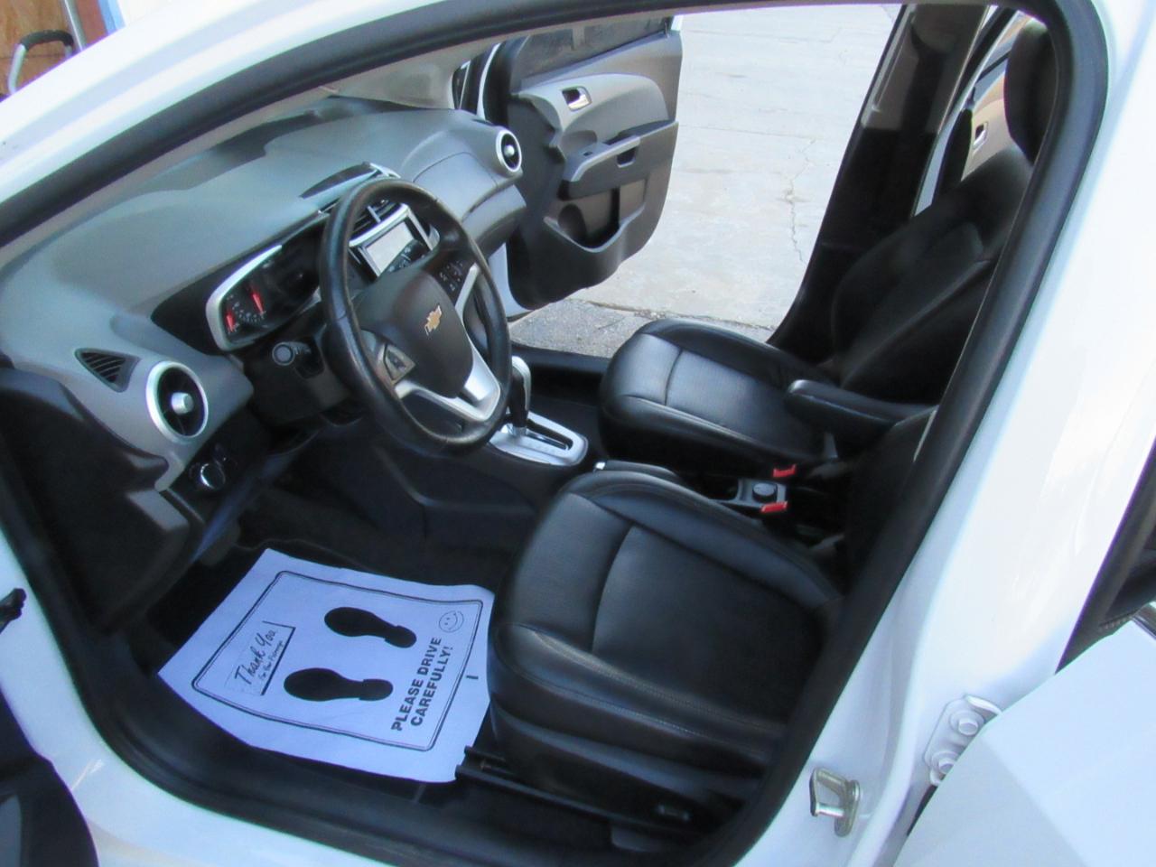 Chevrolet Sonic Premier Auto Sedan 2018