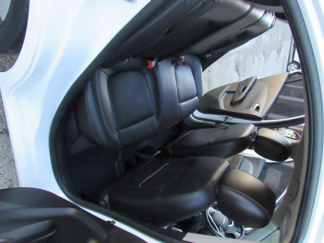 Chevrolet Sonic Premier Auto Sedan 2018