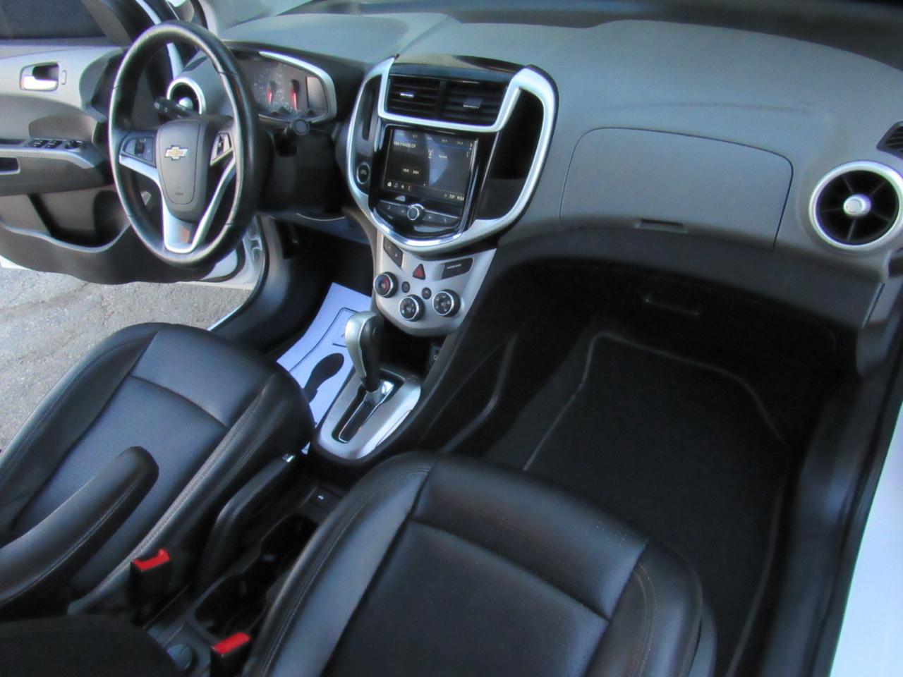 Chevrolet Sonic Premier Auto Sedan 2018
