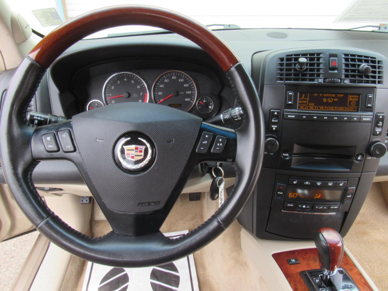 Cadillac SRX V8 2005