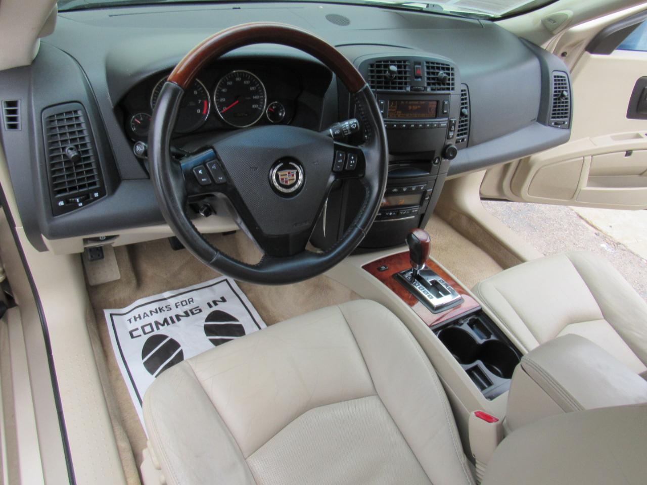 Cadillac SRX V8 2005