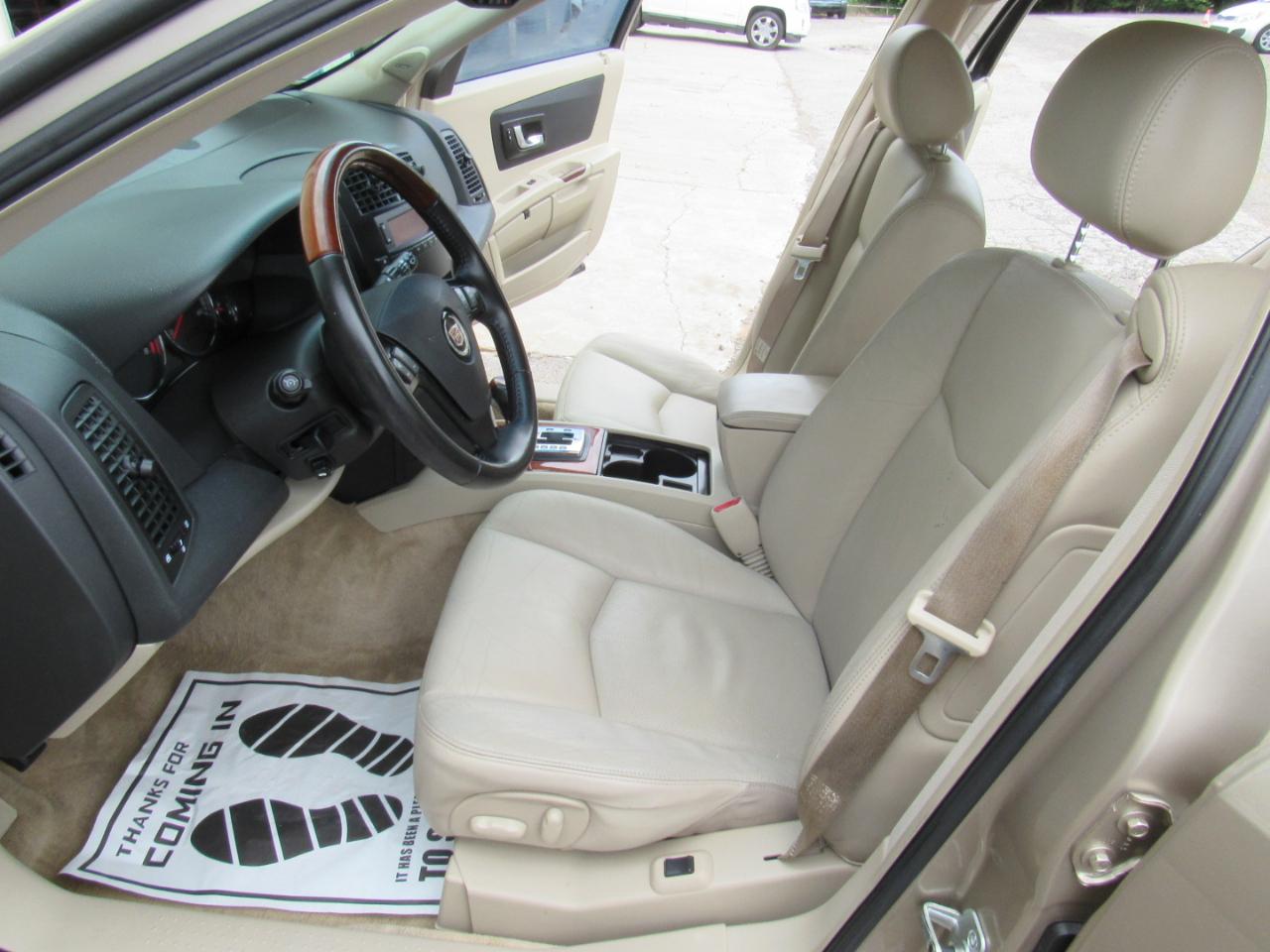 Cadillac SRX V8 2005