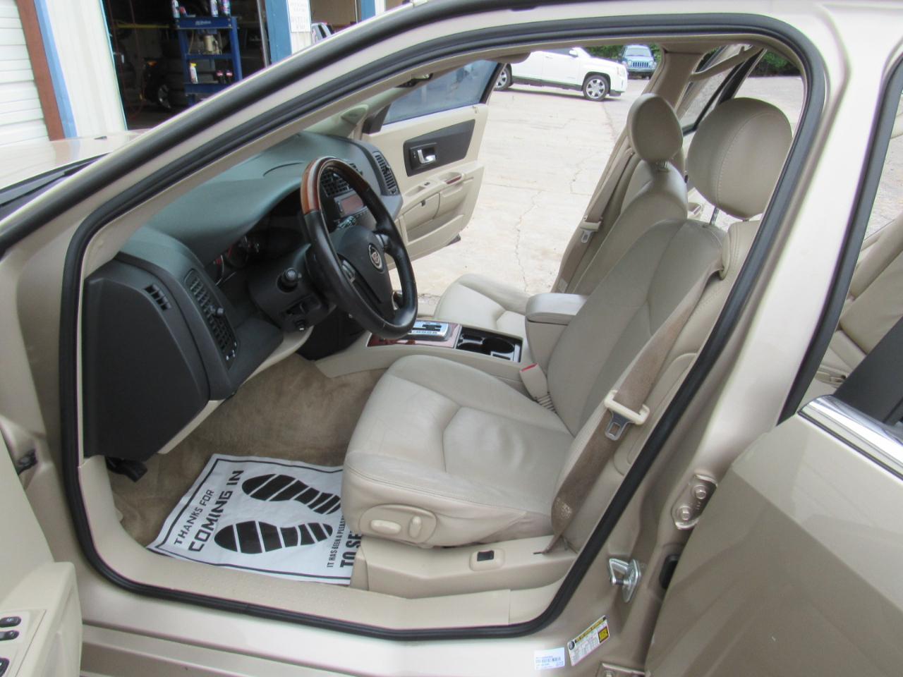 Cadillac SRX V8 2005