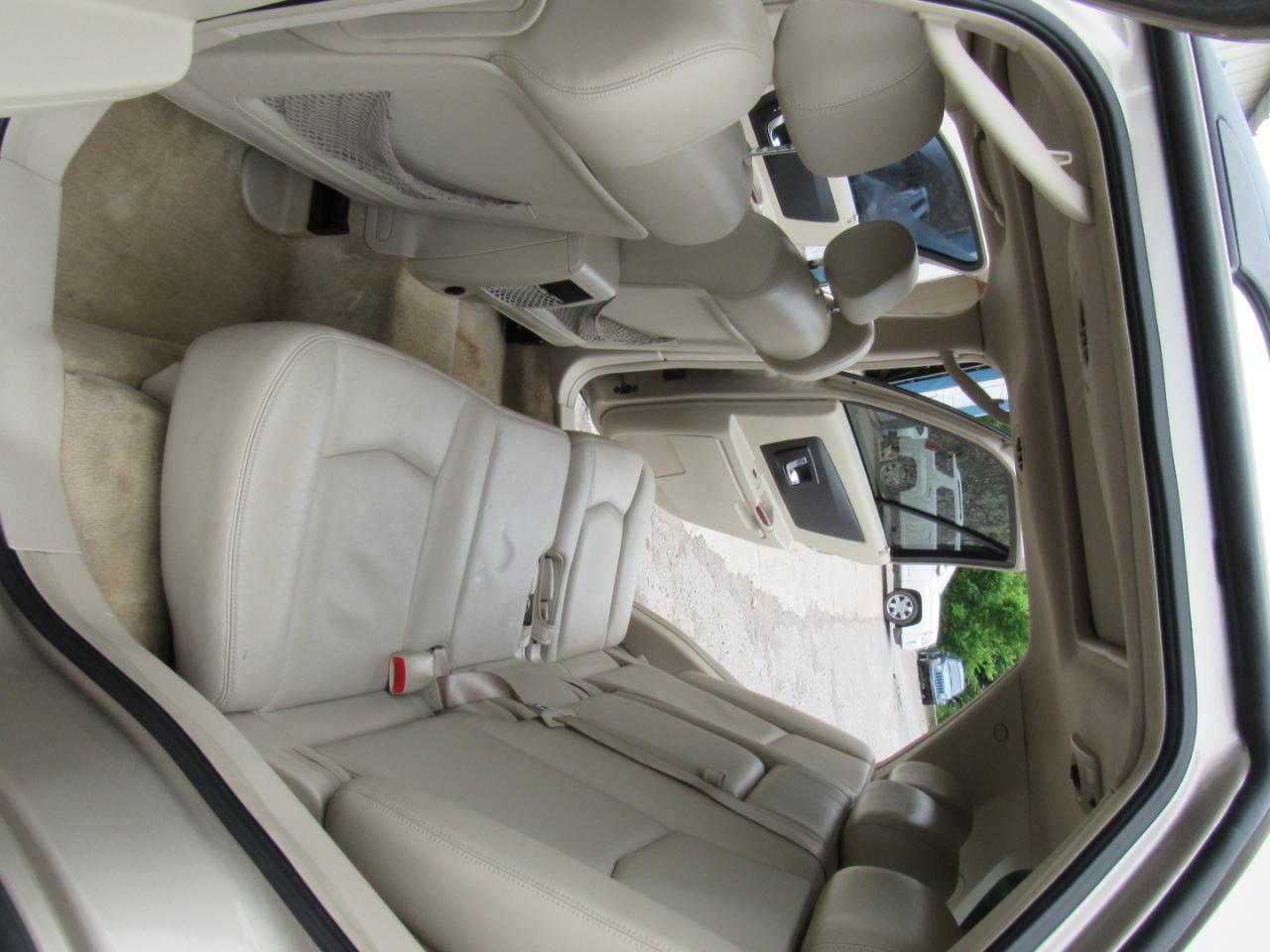 Cadillac SRX V8 2005