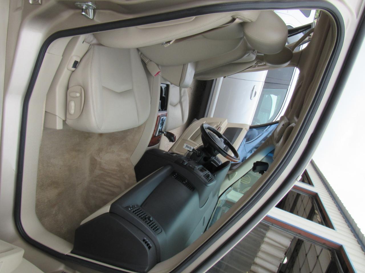 Cadillac SRX V8 2005