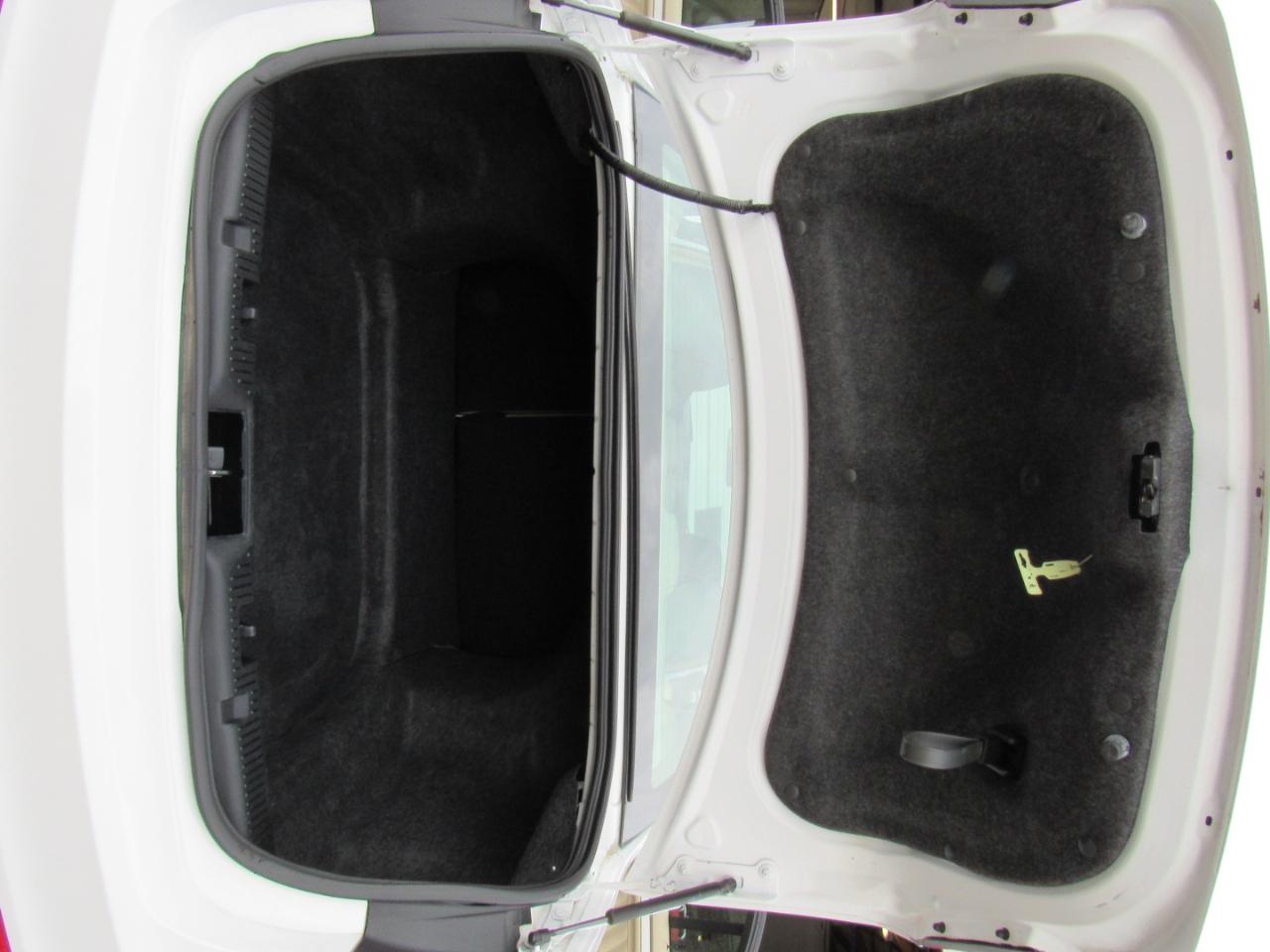 Ford Taurus SE FWD 2017