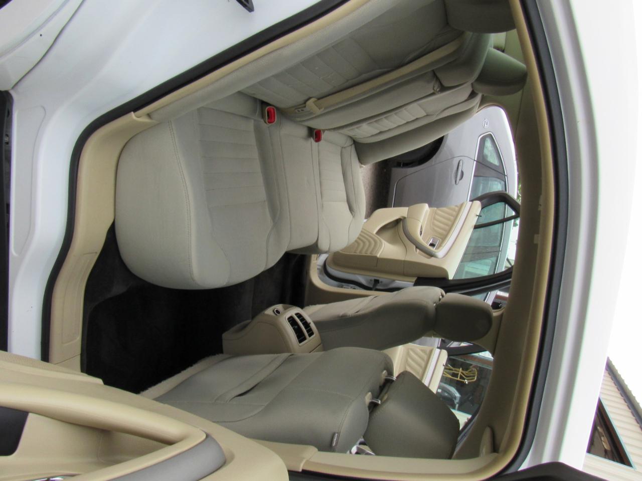 Ford Taurus SE FWD 2017