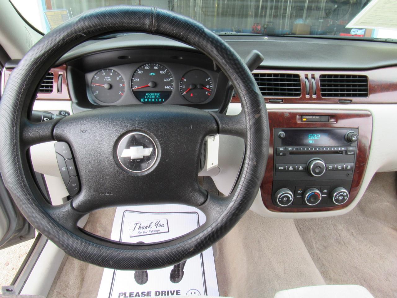 Chevrolet Impala LS 2008