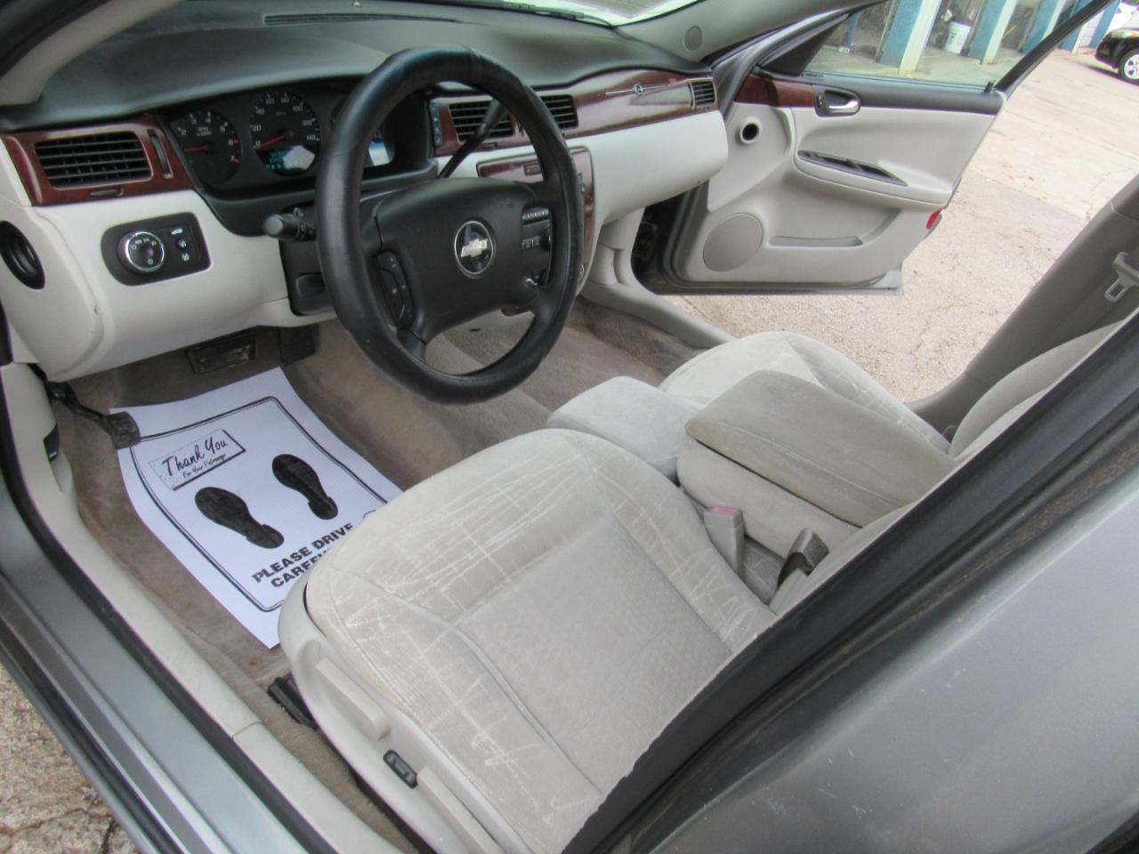 Chevrolet Impala LS 2008