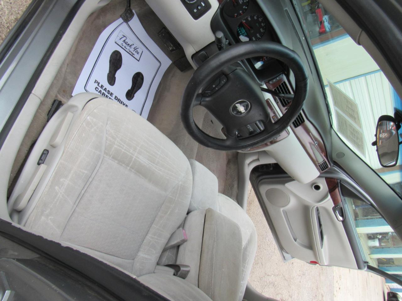 Chevrolet Impala LS 2008