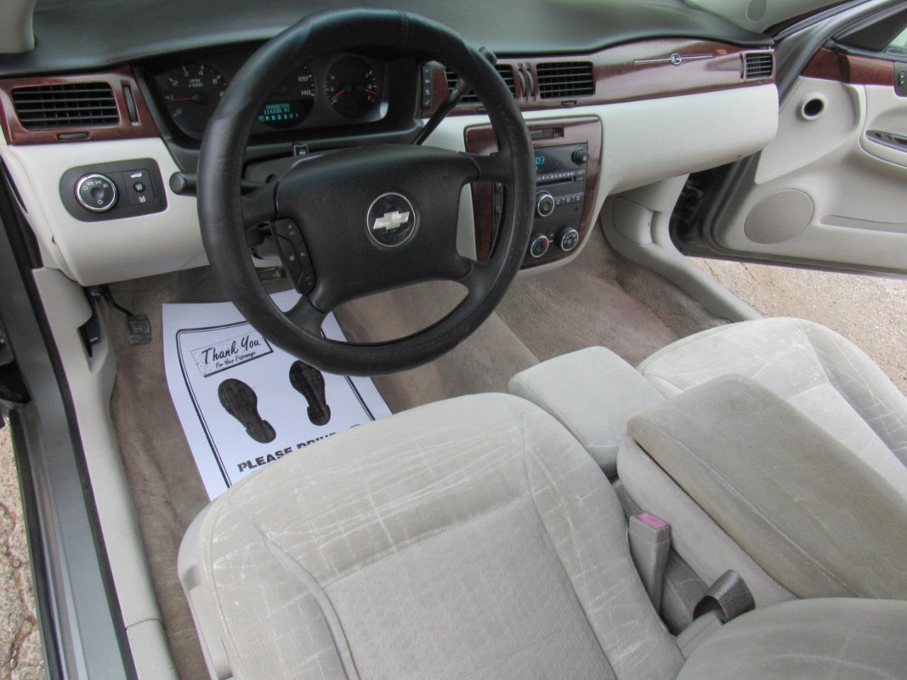 Chevrolet Impala LS 2008