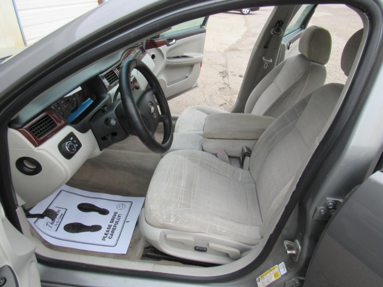Chevrolet Impala LS 2008