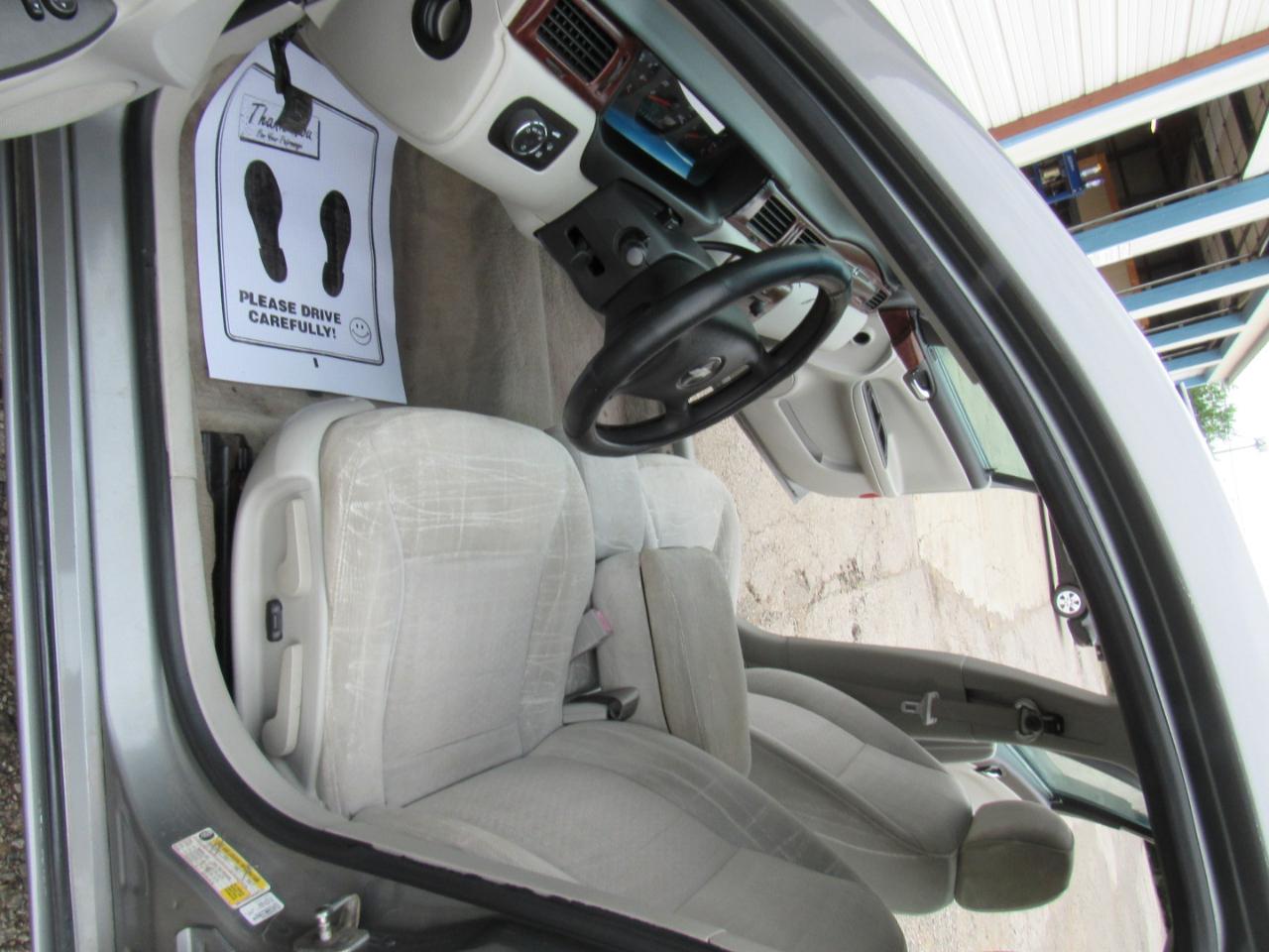 Chevrolet Impala LS 2008