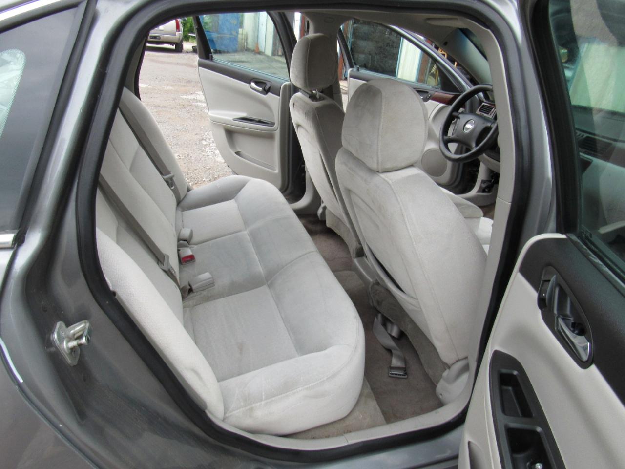 Chevrolet Impala LS 2008