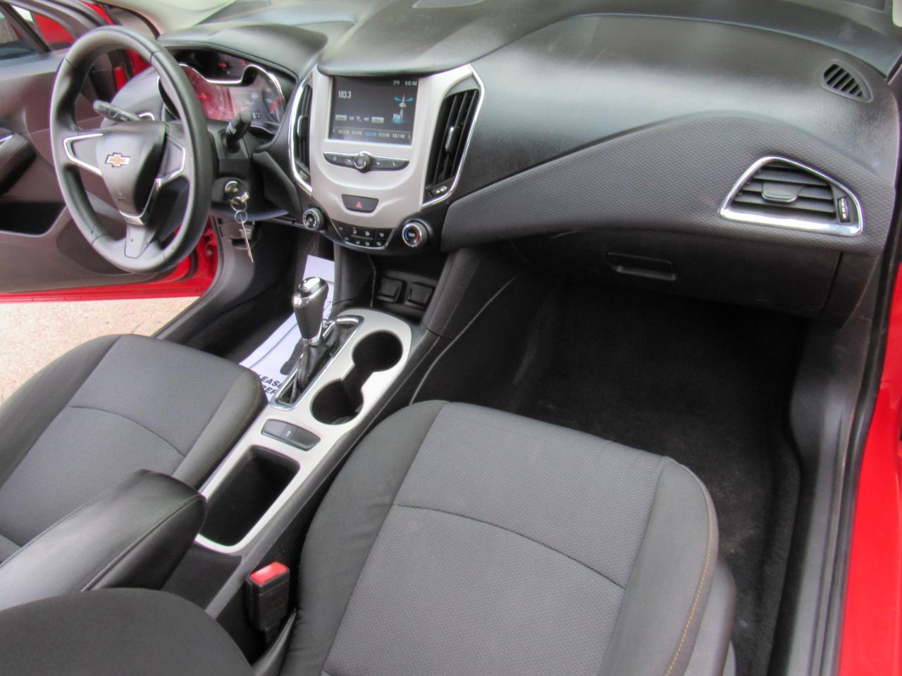 Chevrolet Cruze LS Auto 2018