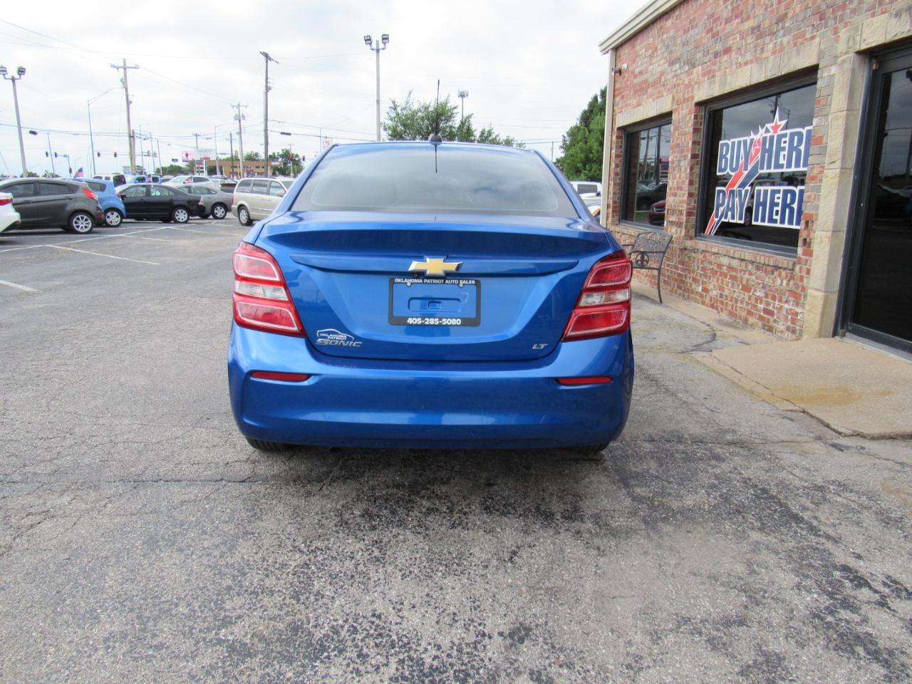 Chevrolet Sonic LT Auto Sedan 2017
