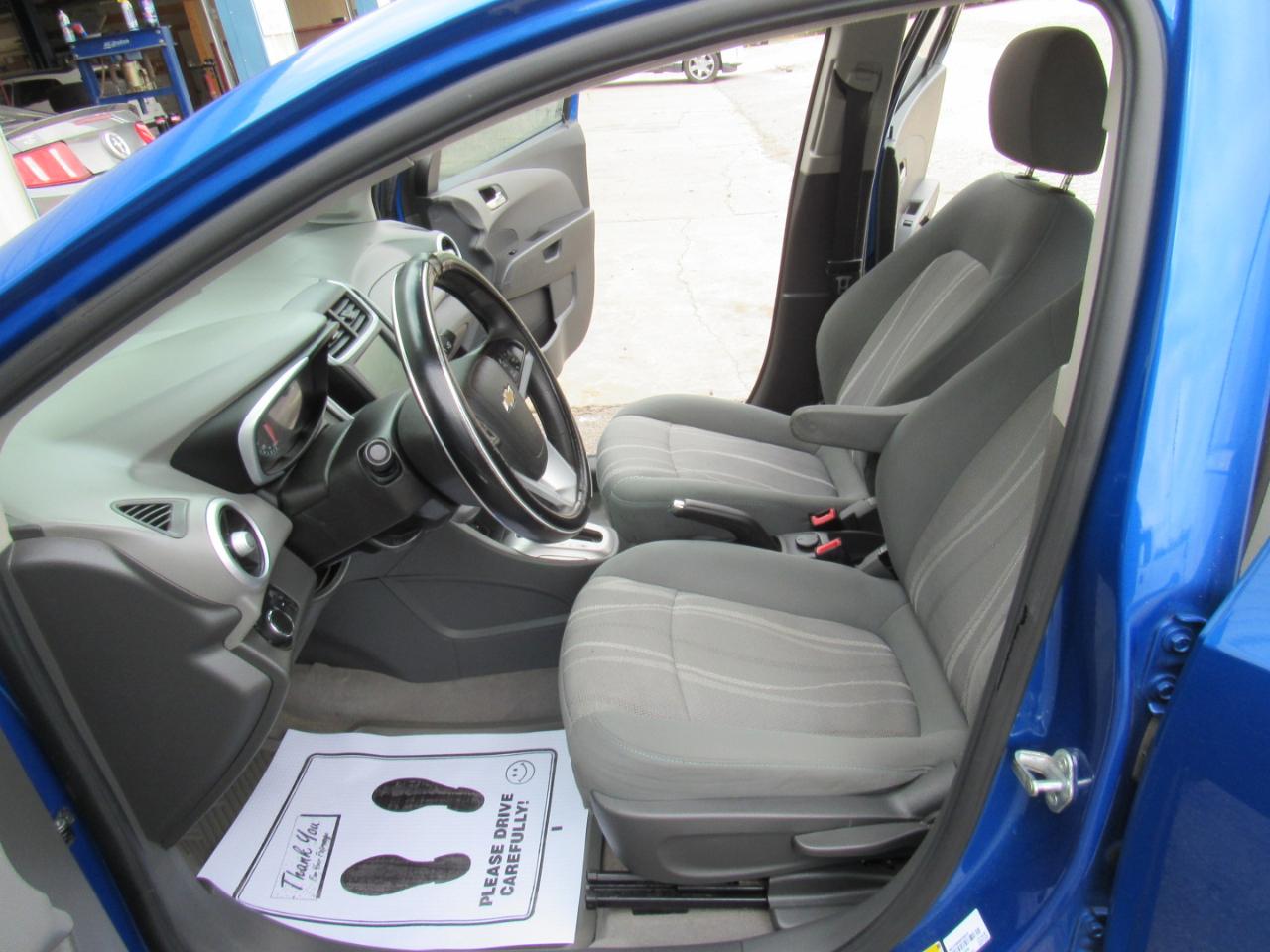Chevrolet Sonic LT Auto Sedan 2017