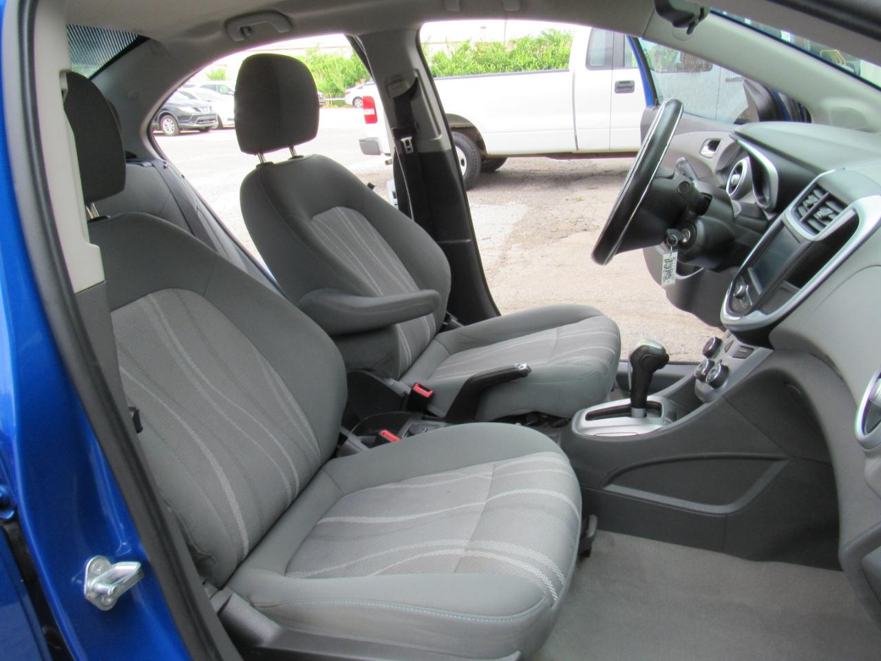 Chevrolet Sonic LT Auto Sedan 2017