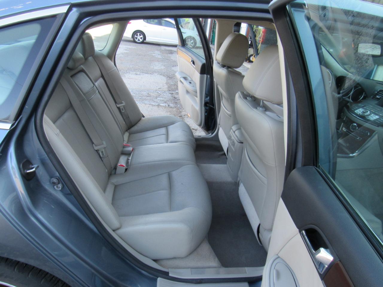 Infiniti M 35 Sedan 2008
