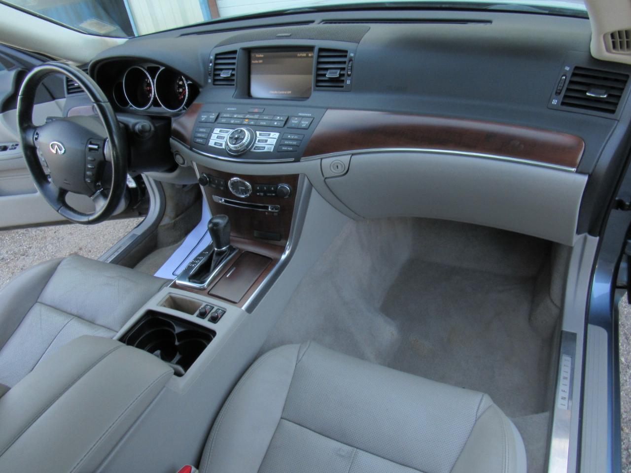 Infiniti M 35 Sedan 2008