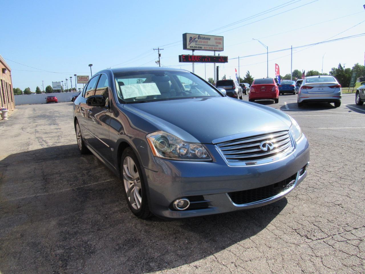 Infiniti M 35 Sedan 2008