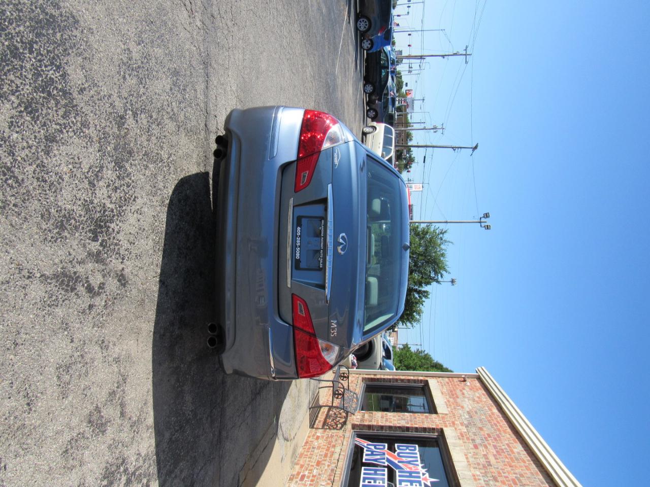 Infiniti M 35 Sedan 2008