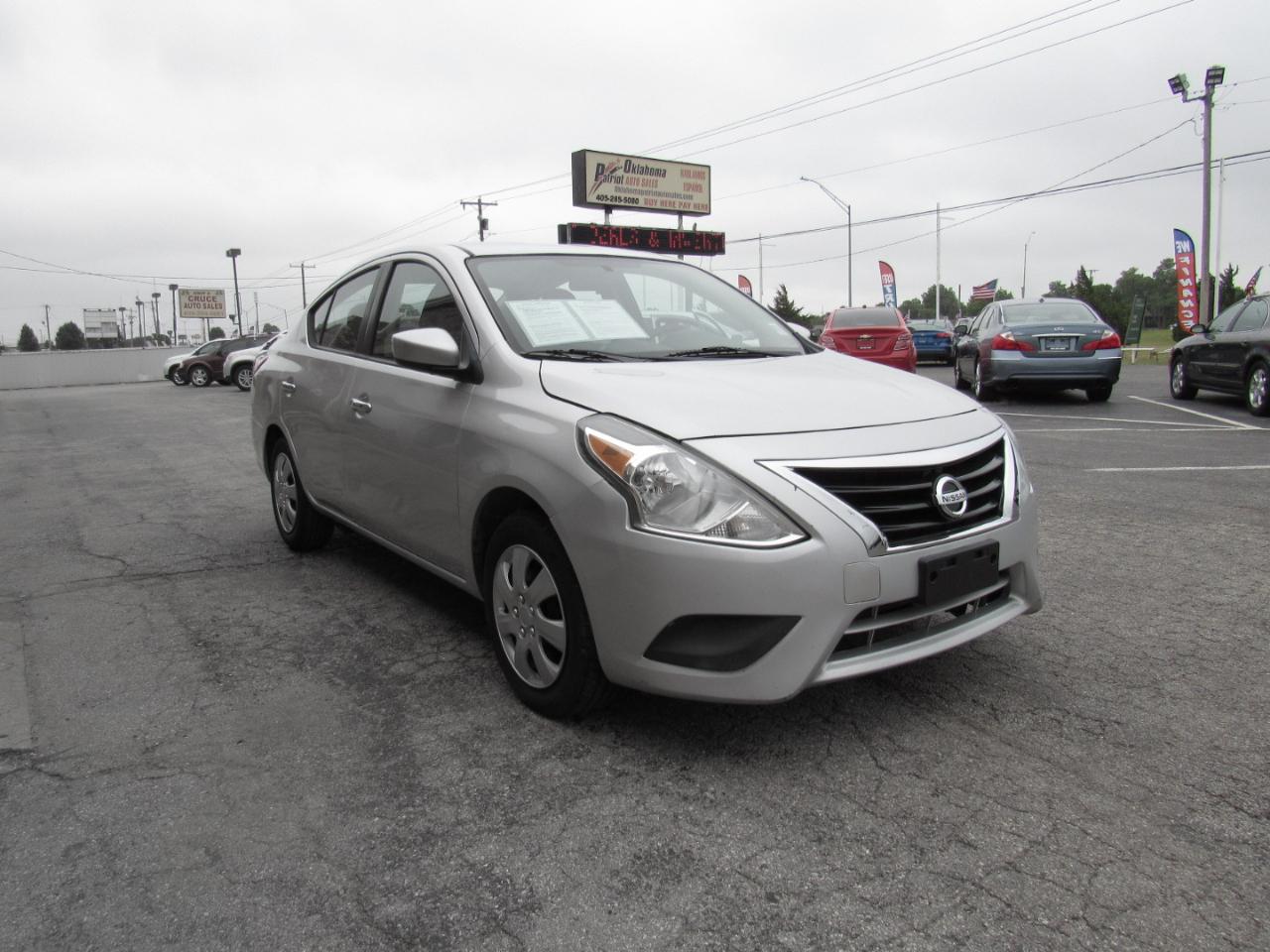 Nissan Versa 1.6 SV Sedan 2018