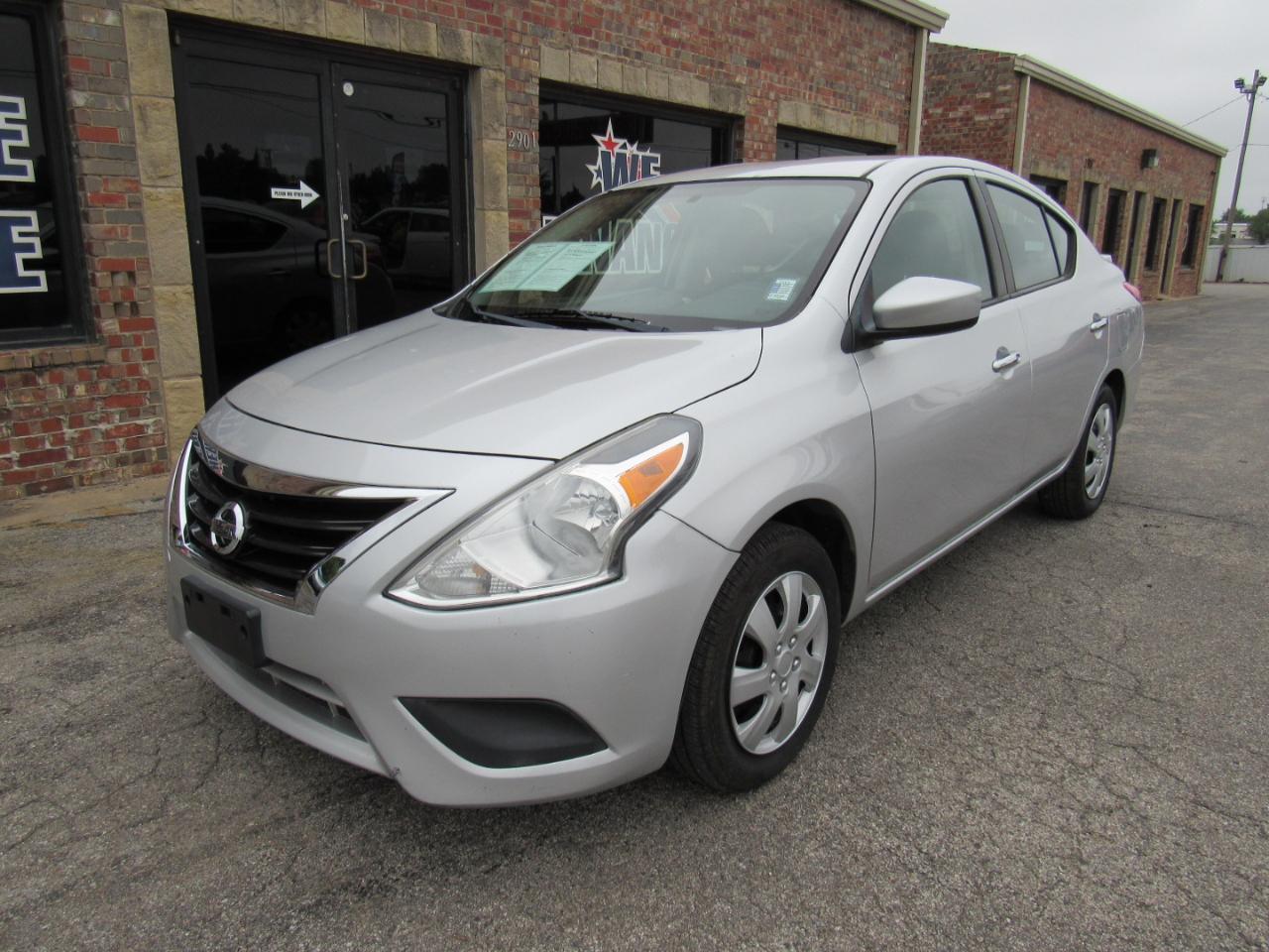 Nissan Versa 1.6 SV Sedan 2018