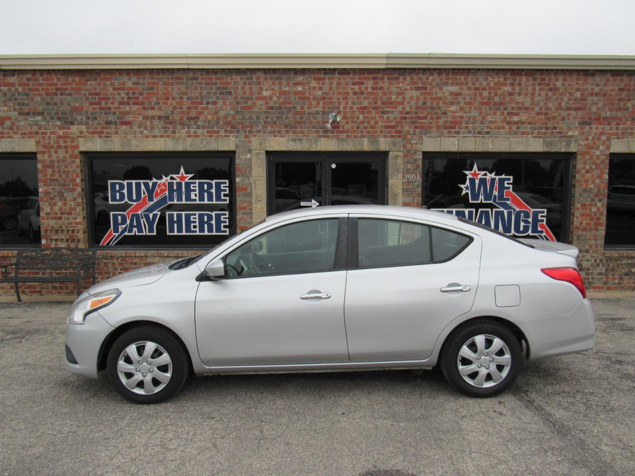 Nissan Versa 1.6 SV Sedan 2018