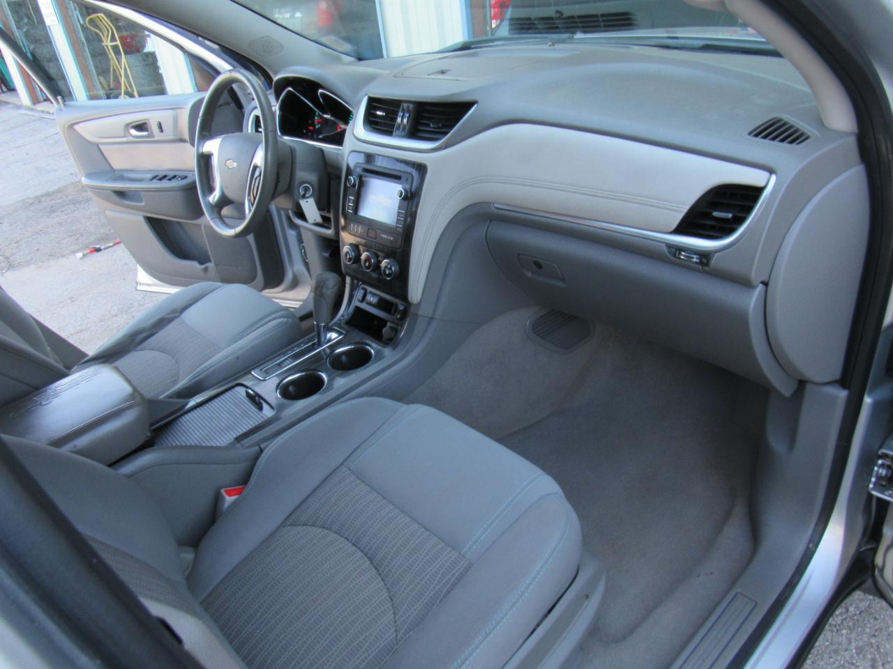 Chevrolet Traverse 1LT FWD 2014