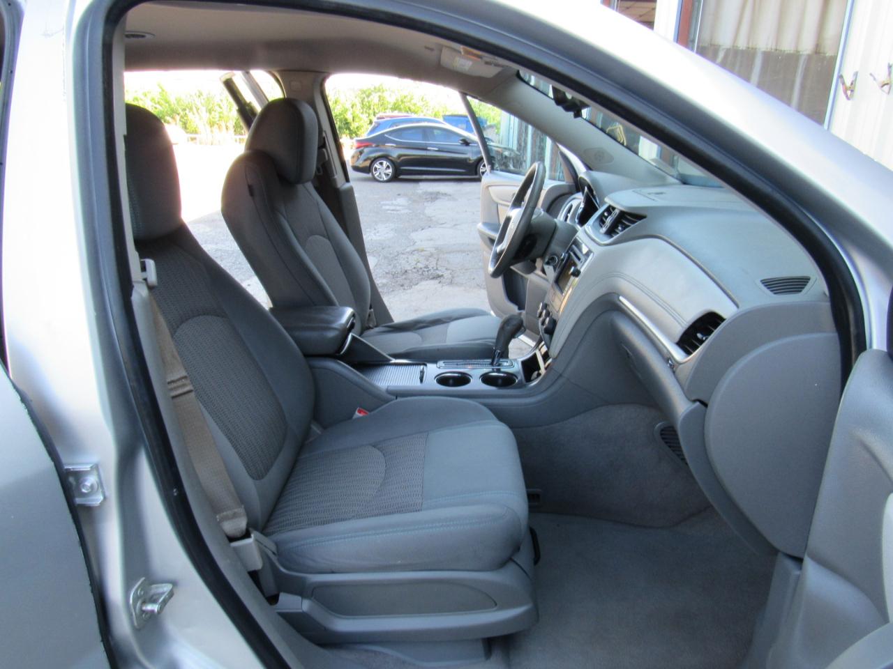 Chevrolet Traverse 1LT FWD 2014
