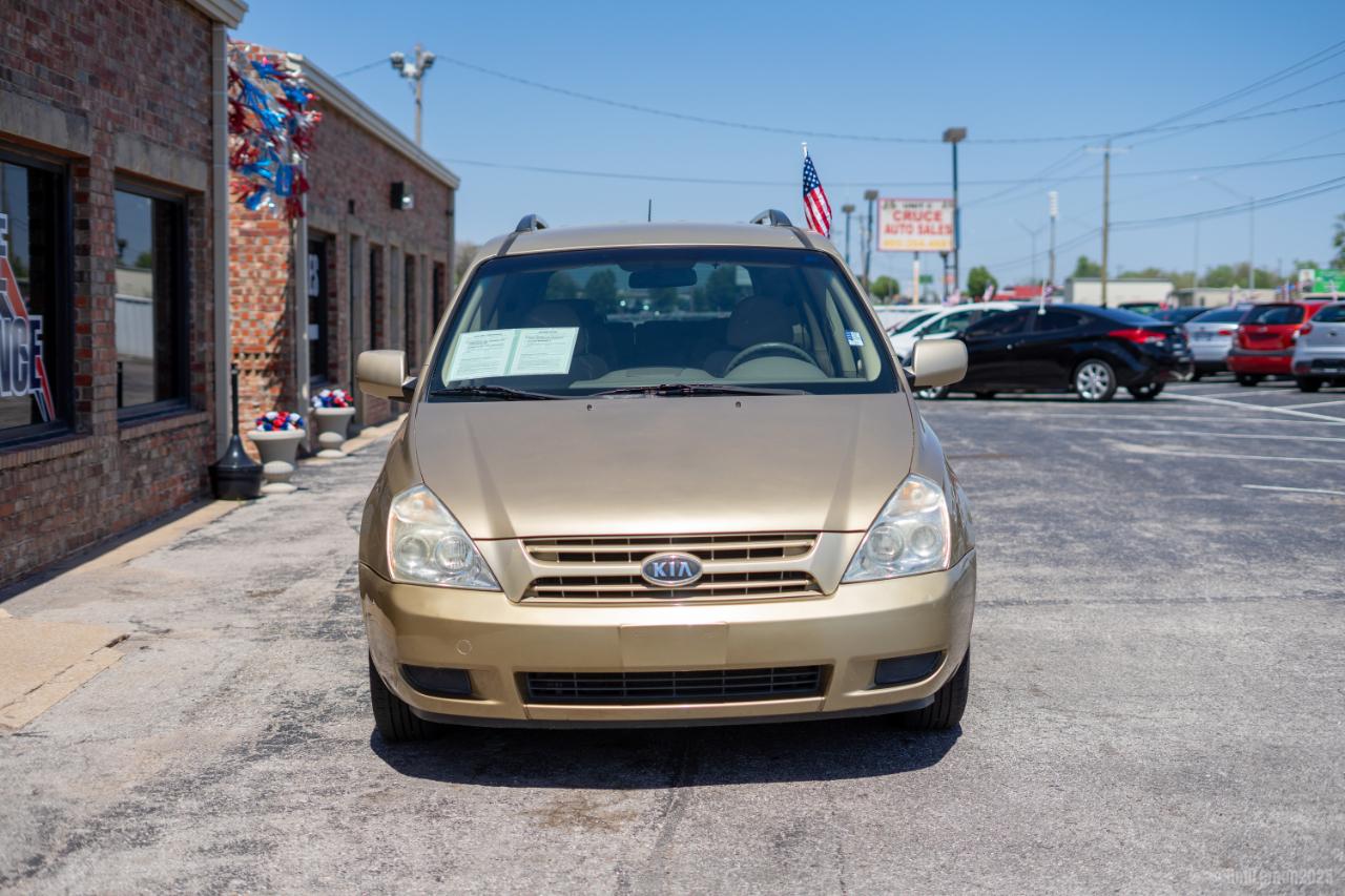 Kia Sedona LX LWB 2010