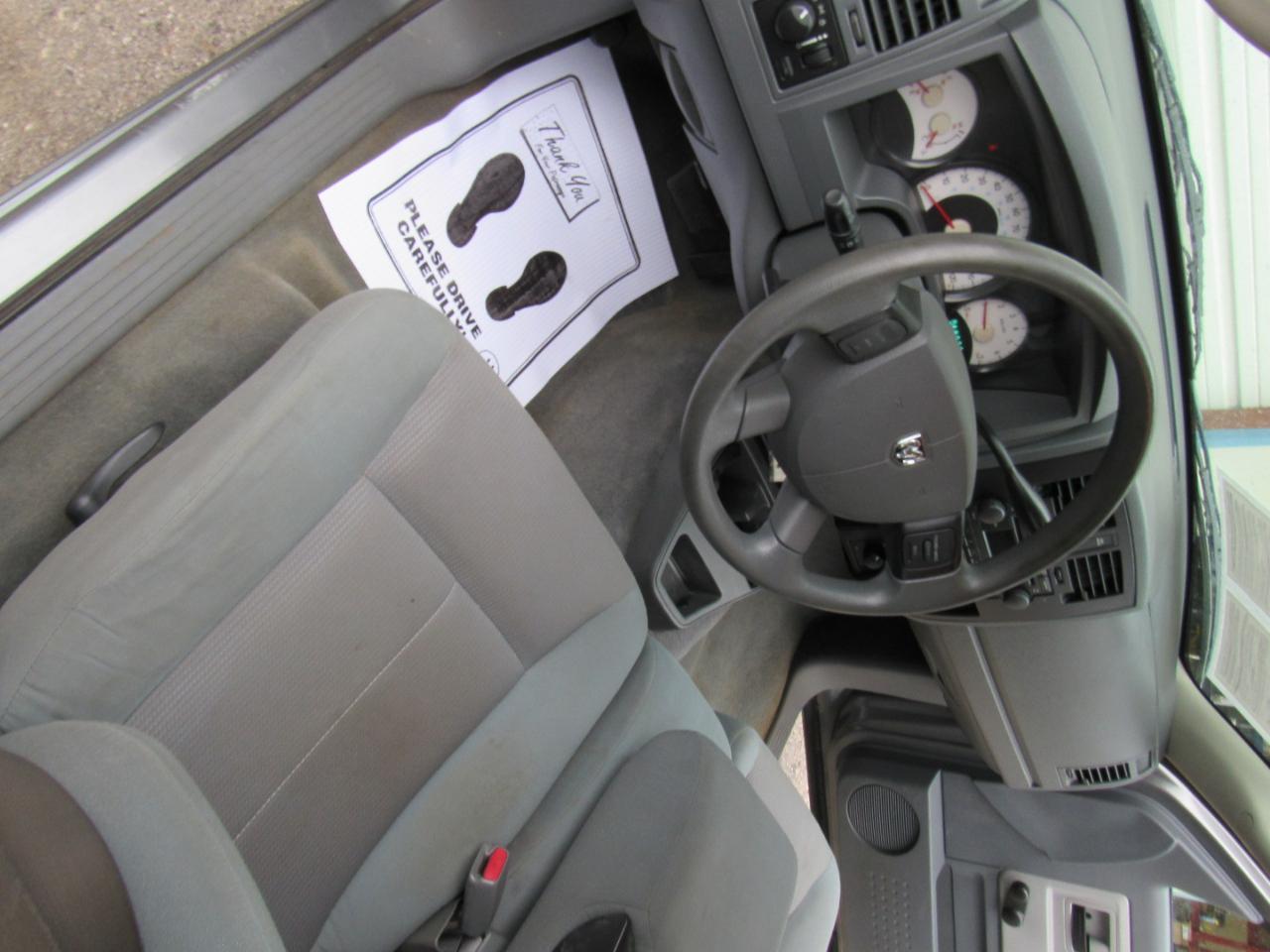 Dodge Dakota ST Club Cab 4WD 2005