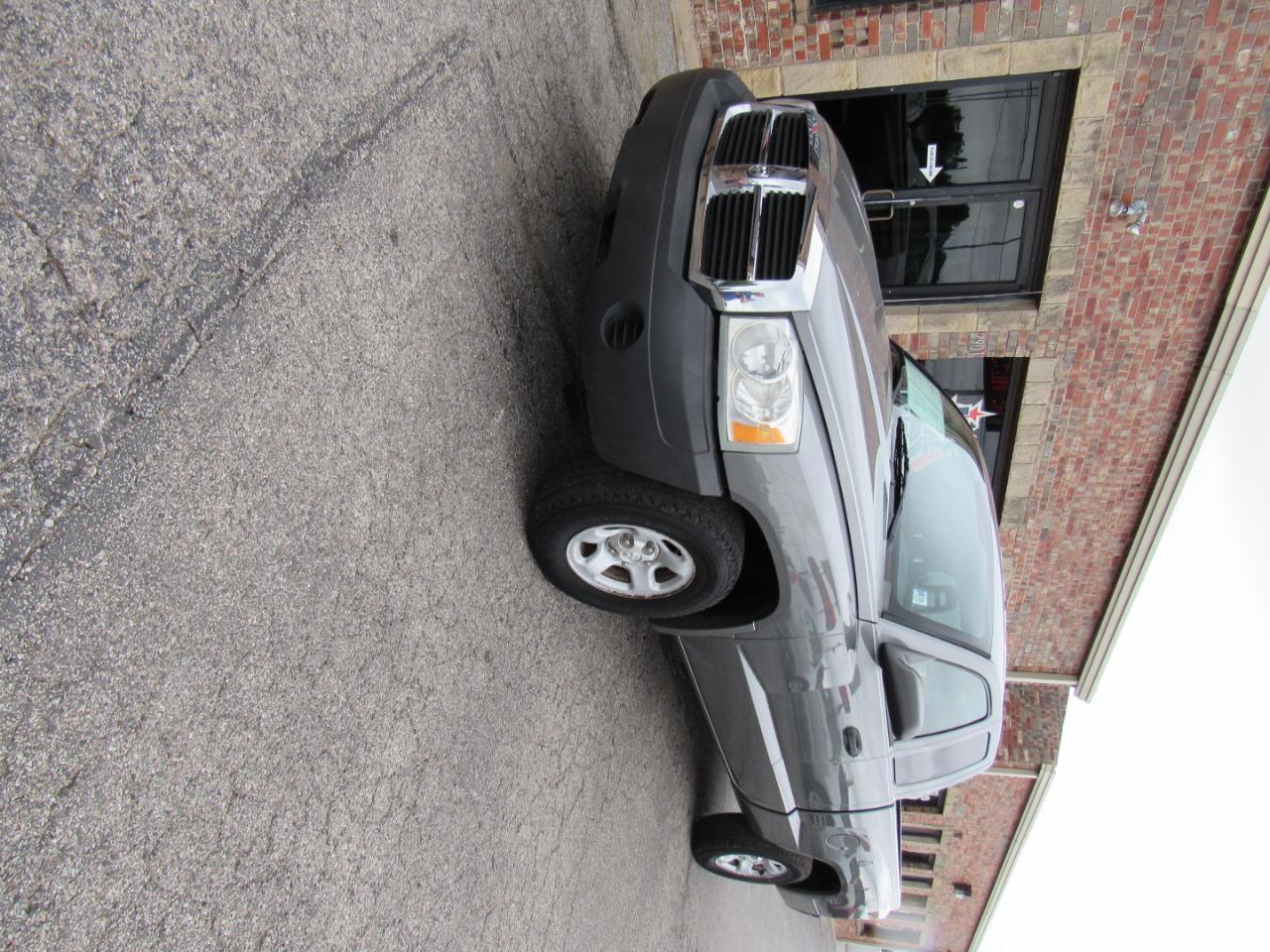 Dodge Dakota ST Club Cab 4WD 2005