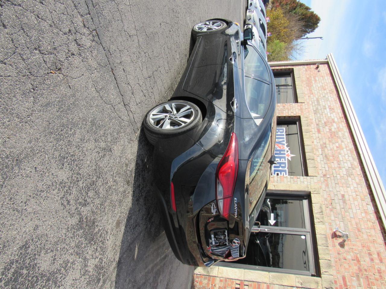 Hyundai Elantra Limited 2016