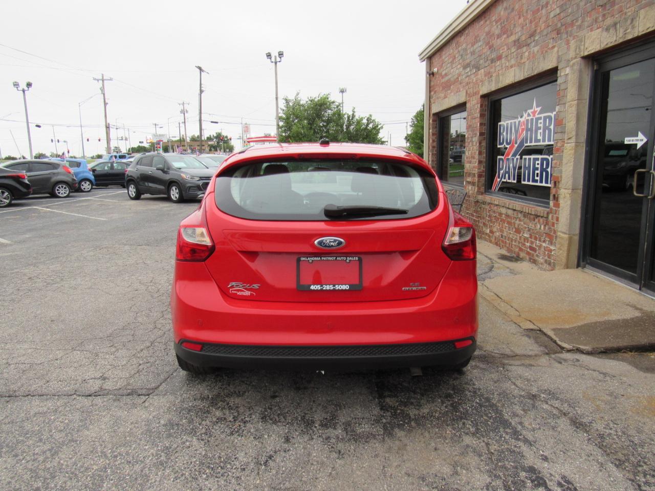 Ford Focus SE Hatch 2014