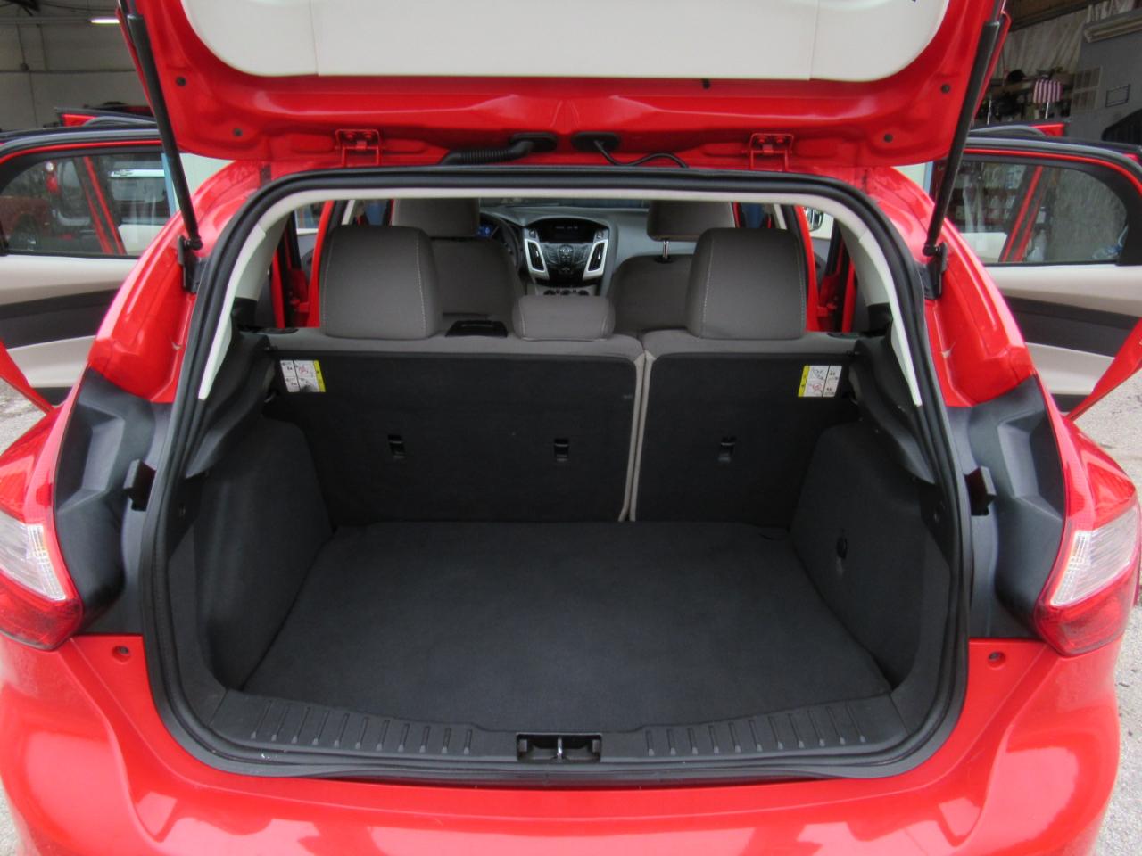 Ford Focus SE Hatch 2014
