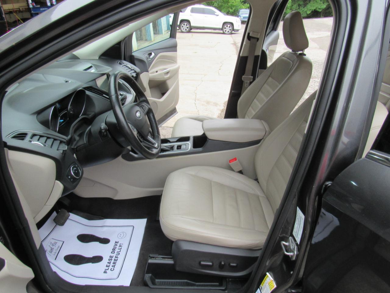 Ford Escape SEL FWD 2018