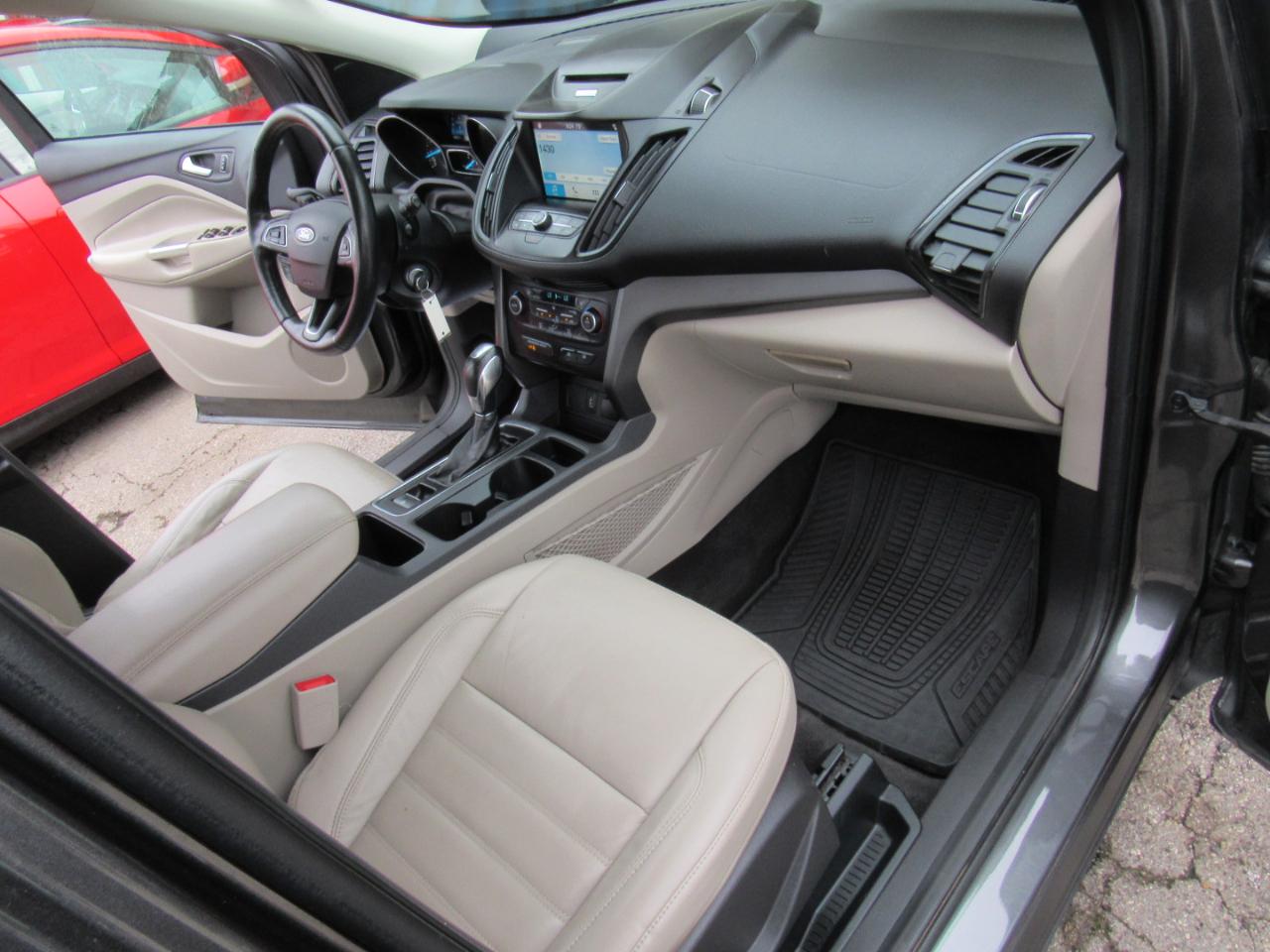 Ford Escape SEL FWD 2018